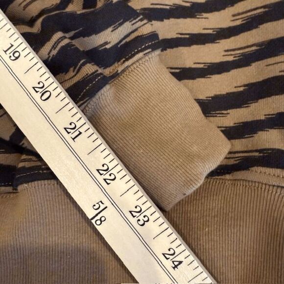 NEW! AGOLDE Folded Sleeve Mock Neck Sweatshirt Serpentine Tigress Stripe Size XS - Picture 13 of 13